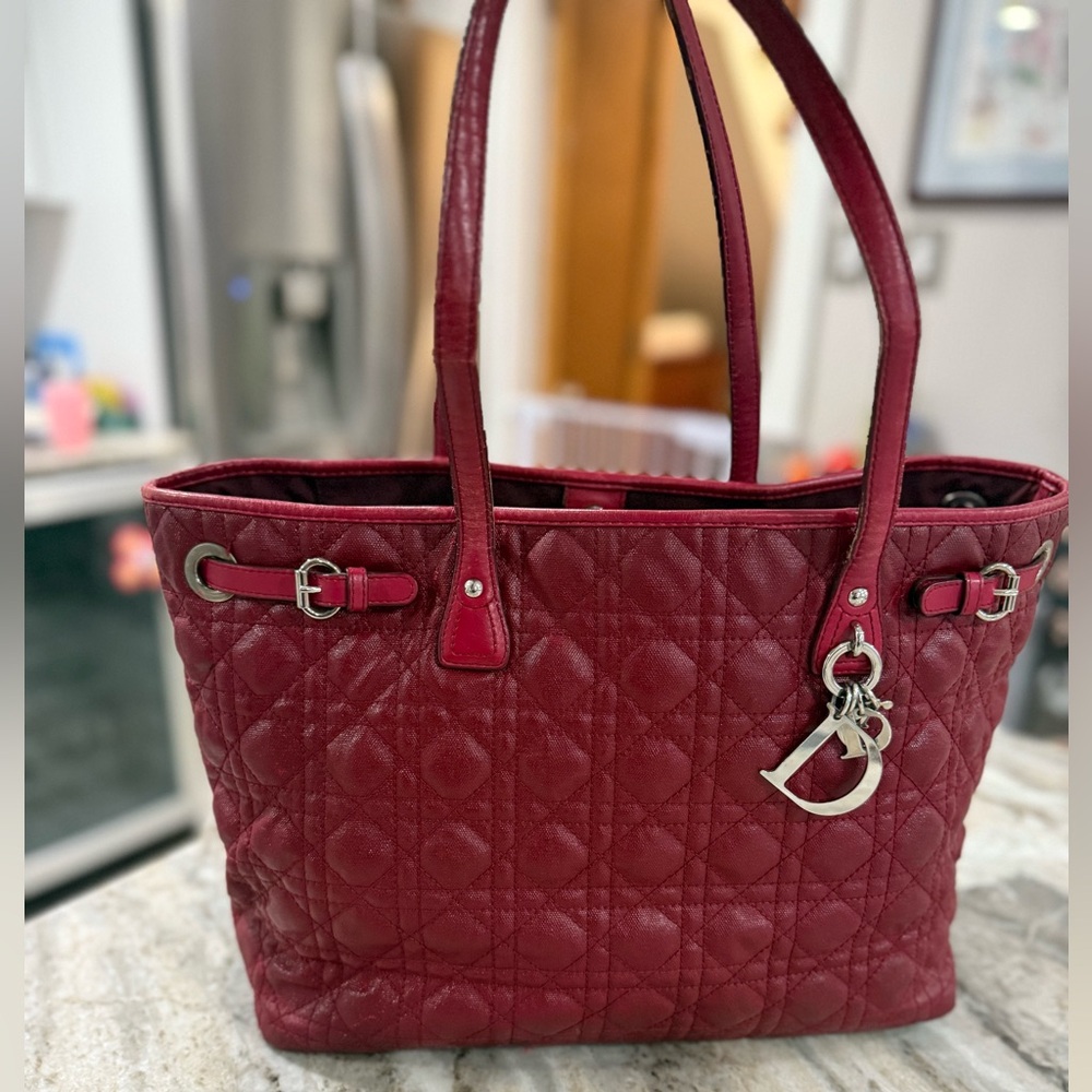 STUNNING EUC Dior Red cannage Quilted Lady Dior with signature charm - Picture 1 of 11
